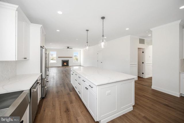 13214 BRISTOW RD, Nokesville, VA 20181