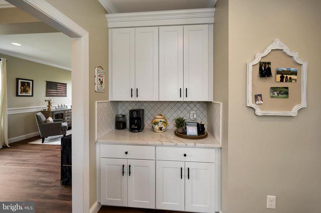 13214 BRISTOW RD, Nokesville, VA 20181