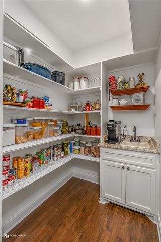 10198 Castanedo Court, Keithville, LA 71047