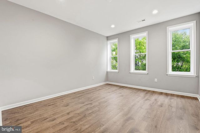 1032 N FULTON AVE, Baltimore, MD 21217
