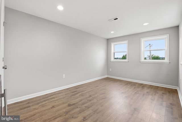 1032 N FULTON AVE, Baltimore, MD 21217