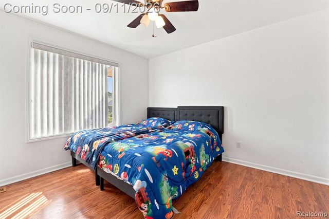 18779 Sandhurst Drive, Clinton Township, MI 48038