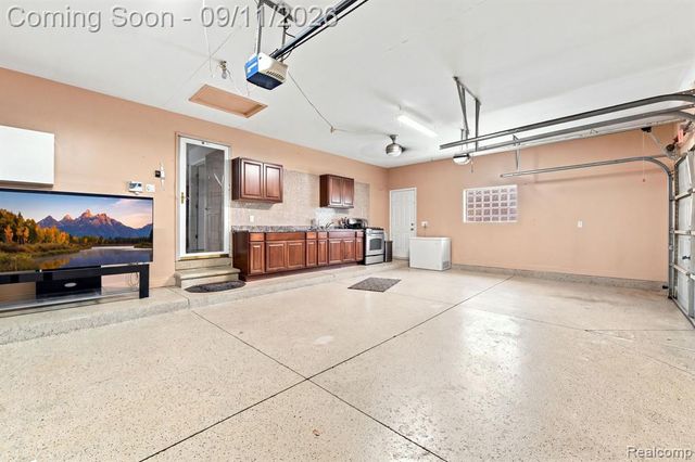 18779 Sandhurst Drive, Clinton Township, MI 48038
