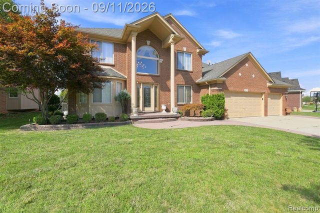 18779 Sandhurst Drive, Clinton Township, MI 48038