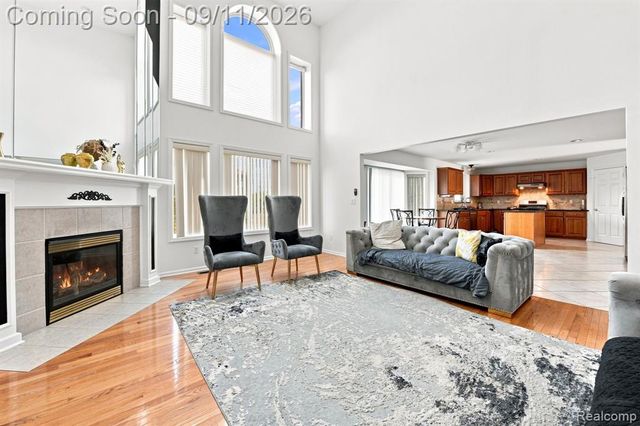 18779 Sandhurst Drive, Clinton Township, MI 48038