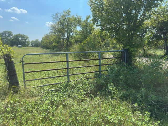 5740 County Road 107, Kaufman, TX 75142