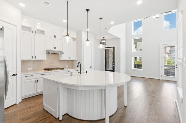 16654 Texas Hill Country Road, Cypress, TX 77433
