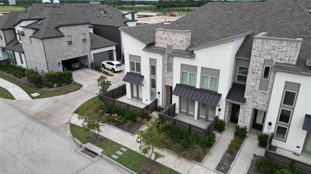 16654 Texas Hill Country Road, Cypress, TX 77433