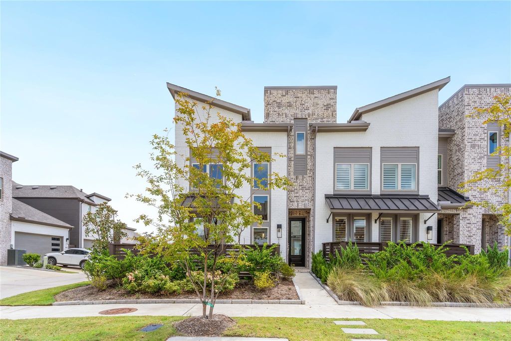 16654 Texas Hill Country Road, Cypress, TX 77433