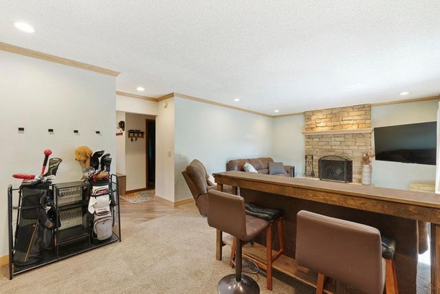 6233 Birchwood Road, Woodbury, MN 55125