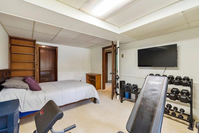 6233 Birchwood Road, Woodbury, MN 55125