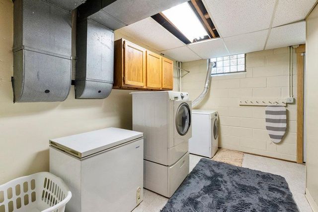 6233 Birchwood Road, Woodbury, MN 55125