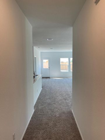 502 Thunderstorm Ave, Lockhart, TX 78644