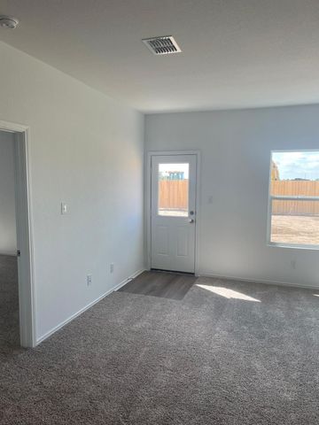 502 Thunderstorm Ave, Lockhart, TX 78644