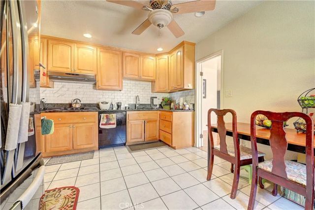 3901 Cherry, Long Beach, CA 90807