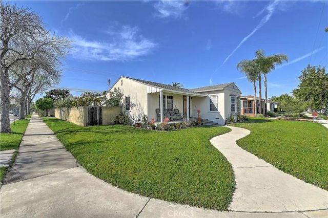 3901 Cherry, Long Beach, CA 90807