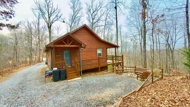 449 Legendary Ridge Road, Murphy, NC 28906