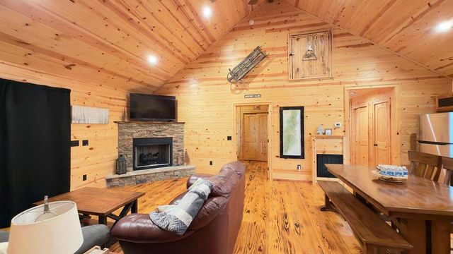 449 Legendary Ridge Road, Murphy, NC 28906