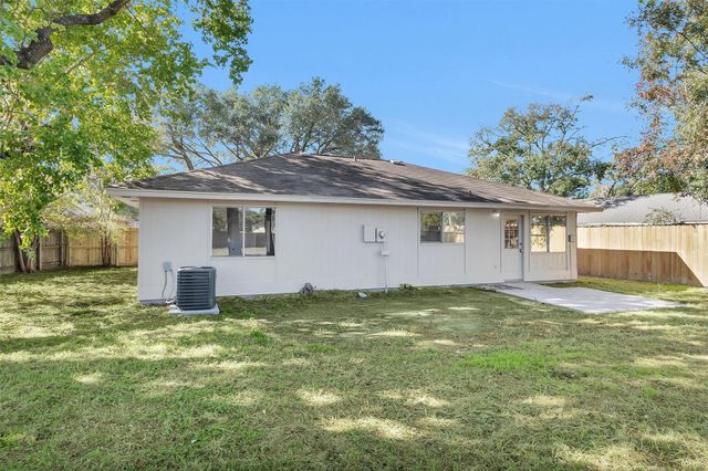 21030 Rivershadows Lane, Spring, TX 77388