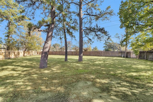 21030 Rivershadows Lane, Spring, TX 77388