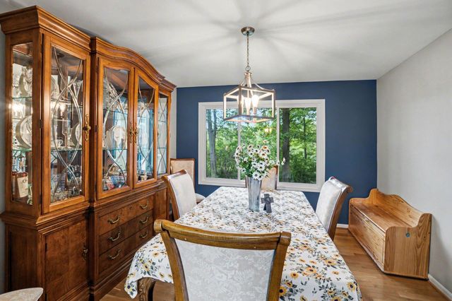 8690 Scenic Bluff Lane, White Lake Twp, MI 48386