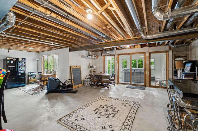 8690 Scenic Bluff Lane, White Lake Twp, MI 48386