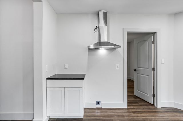 1127 W Morgan Street, Denison, TX 75020