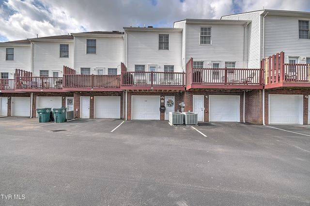 574 Beaverview Drive, Bristol, VA 24201