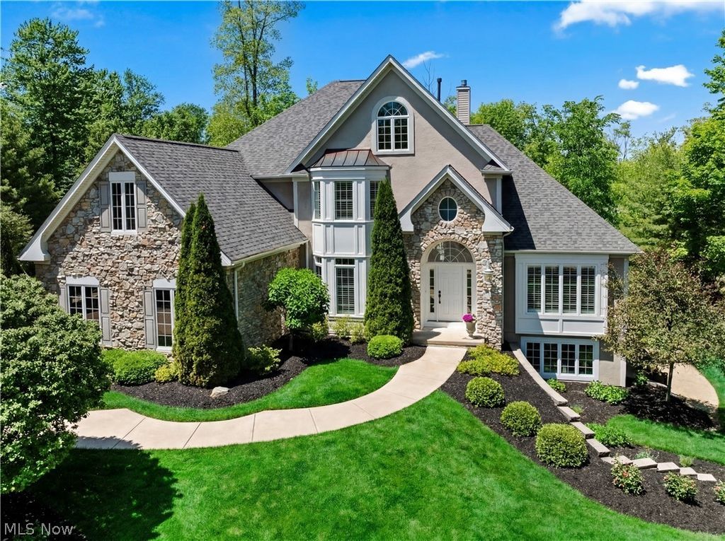5978 Woodland View Drive, Medina, OH 44256