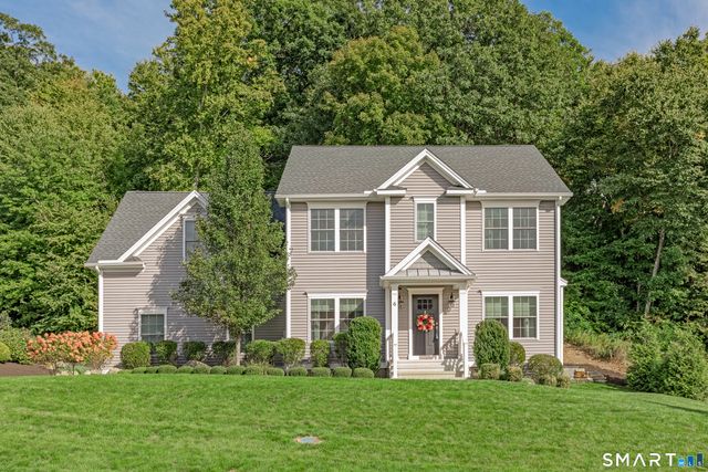 6 Stony Creek Lane, Seymour, CT 06483