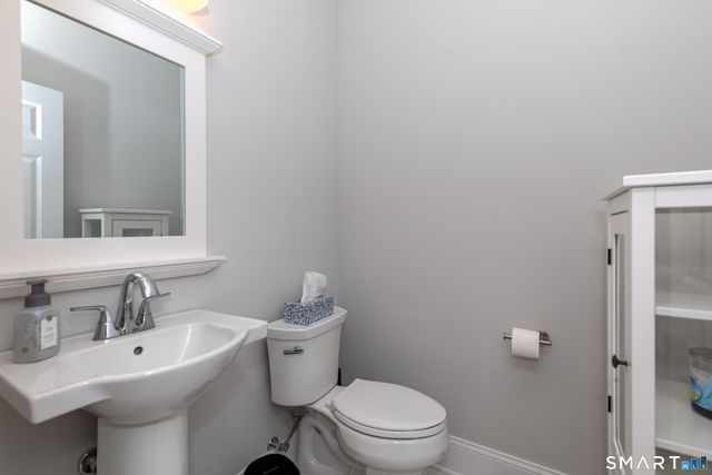6 Stony Creek Lane, Seymour, CT 06483