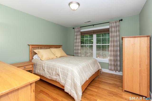 6 Stony Creek Lane, Seymour, CT 06483