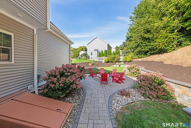 6 Stony Creek Lane, Seymour, CT 06483
