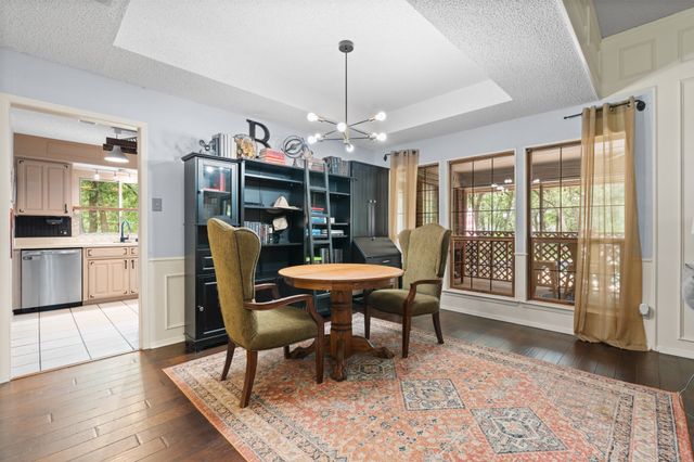 117 William Wallace Drive, Burleson, TX 76028