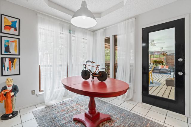 117 William Wallace Drive, Burleson, TX 76028