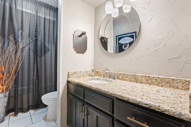 117 William Wallace Drive, Burleson, TX 76028