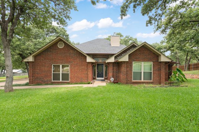 117 William Wallace Drive, Burleson, TX 76028