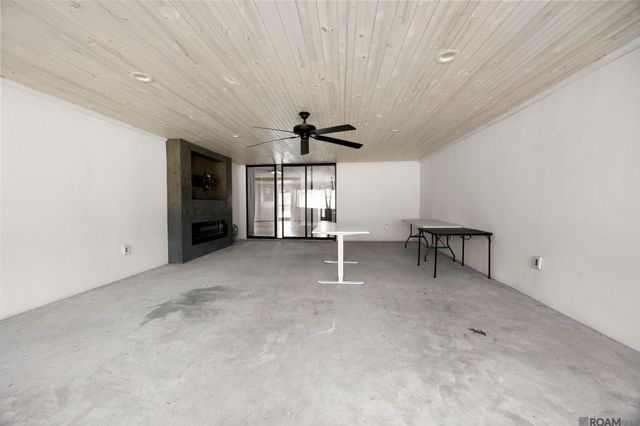 15733 Woodwick Ave, Baton Rouge, LA 70816