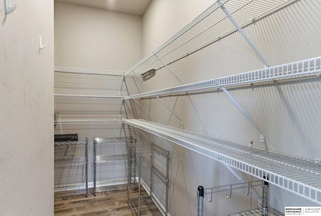 5165 N 177th Avenue, Omaha, NE 68116