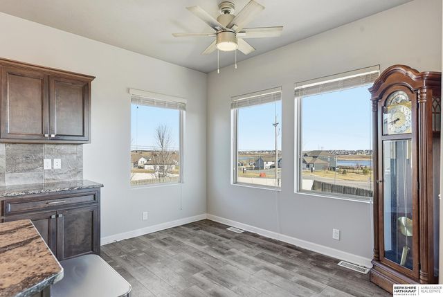 5165 N 177th Avenue, Omaha, NE 68116