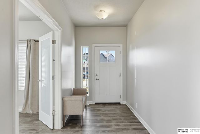 5165 N 177th Avenue, Omaha, NE 68116