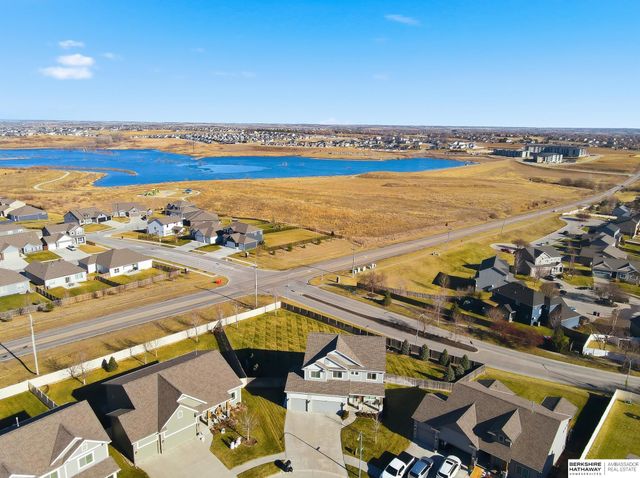 5165 N 177th Avenue, Omaha, NE 68116