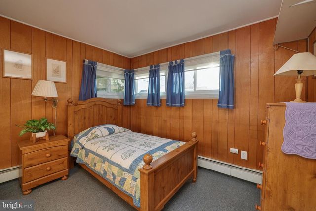 110 KENWOOD DR N, Levittown, PA 19055