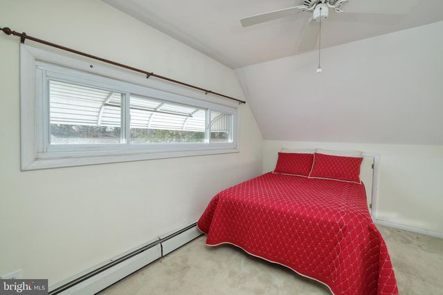 110 KENWOOD DR N, Levittown, PA 19055