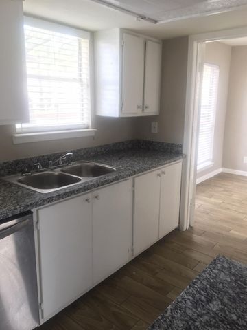 6200 W Tidwell Road 901, Houston, TX 77092