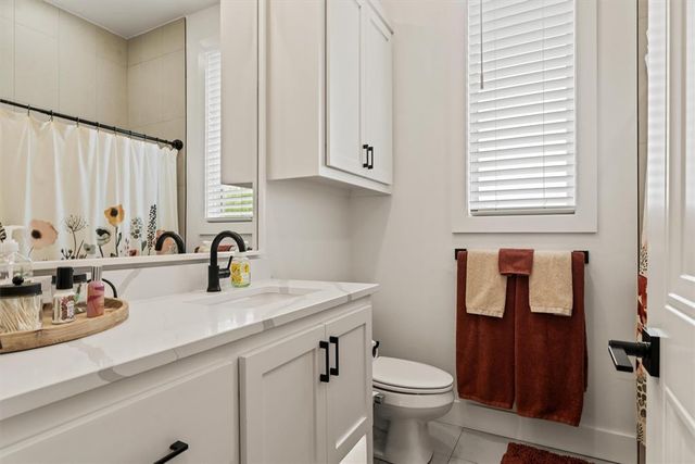 14516 N Chambord Drive, Yukon, OK 73099
