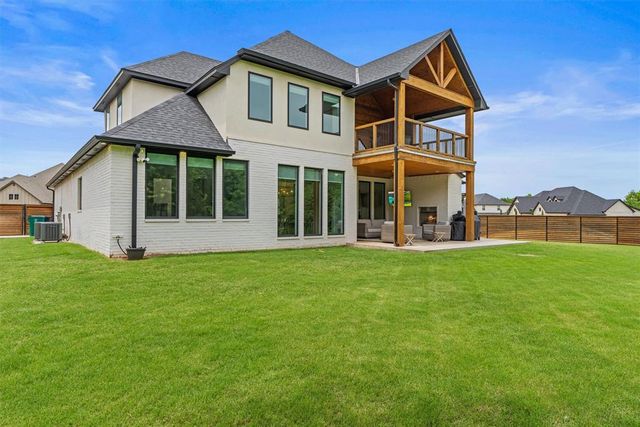 14516 N Chambord Drive, Yukon, OK 73099