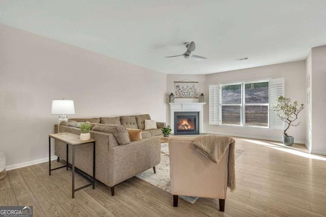 218 Providence Lane, Canton, GA 30114