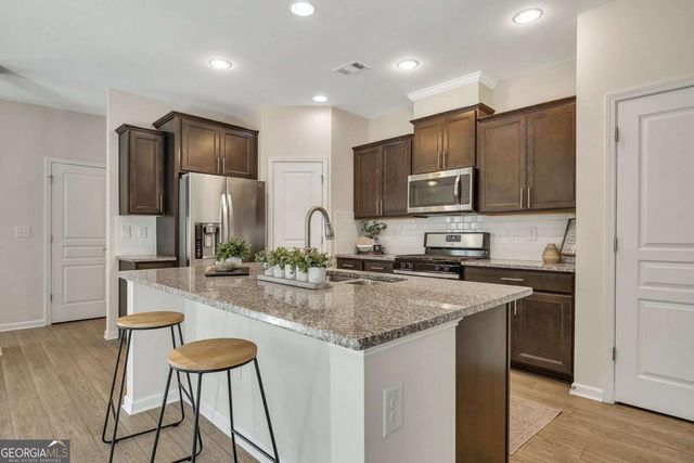 218 Providence Lane, Canton, GA 30114