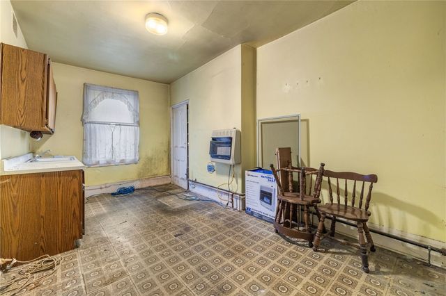 10 Welsh Way, South Side, PA 15203